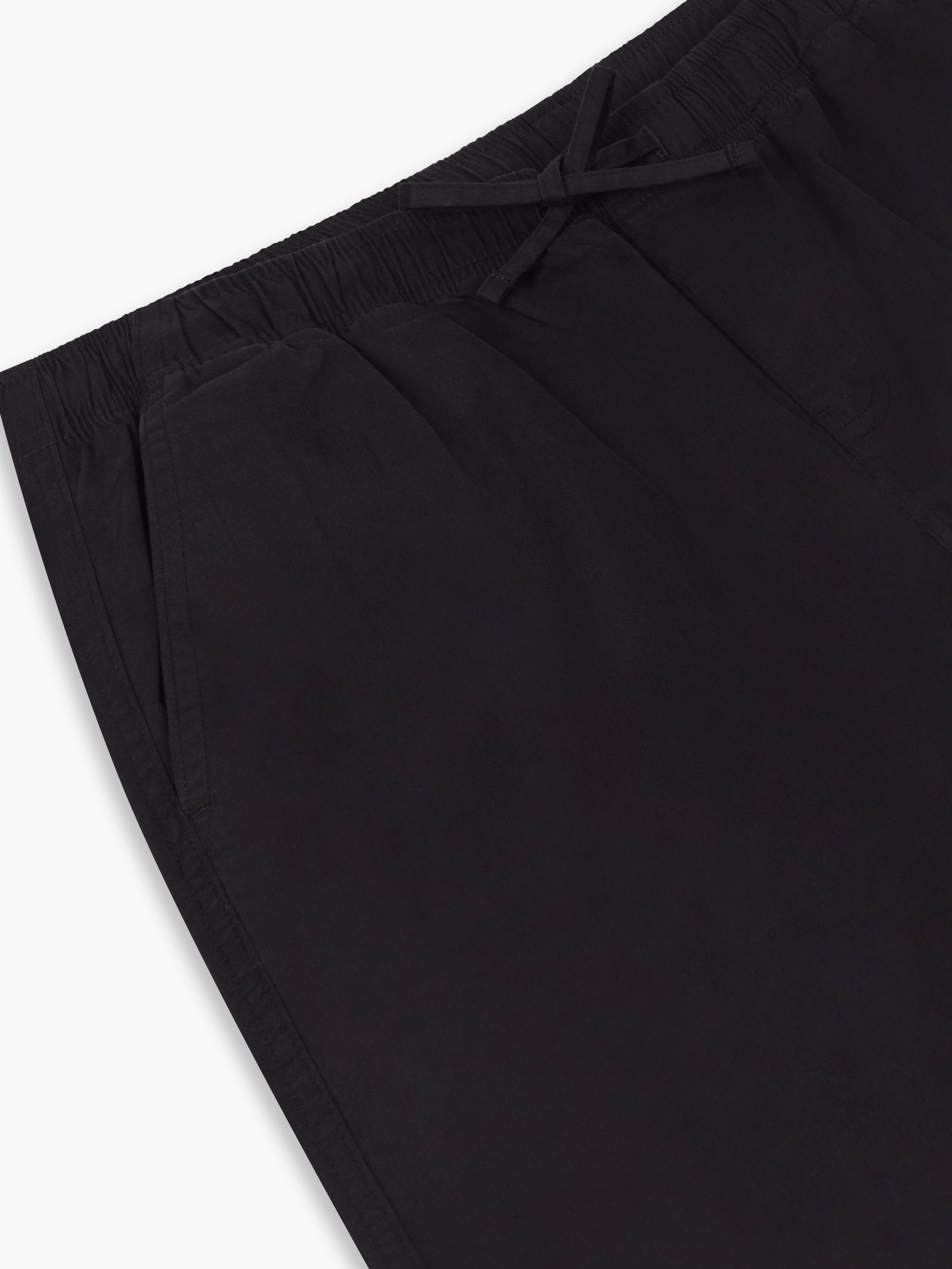 Short Corto / Negro Lino