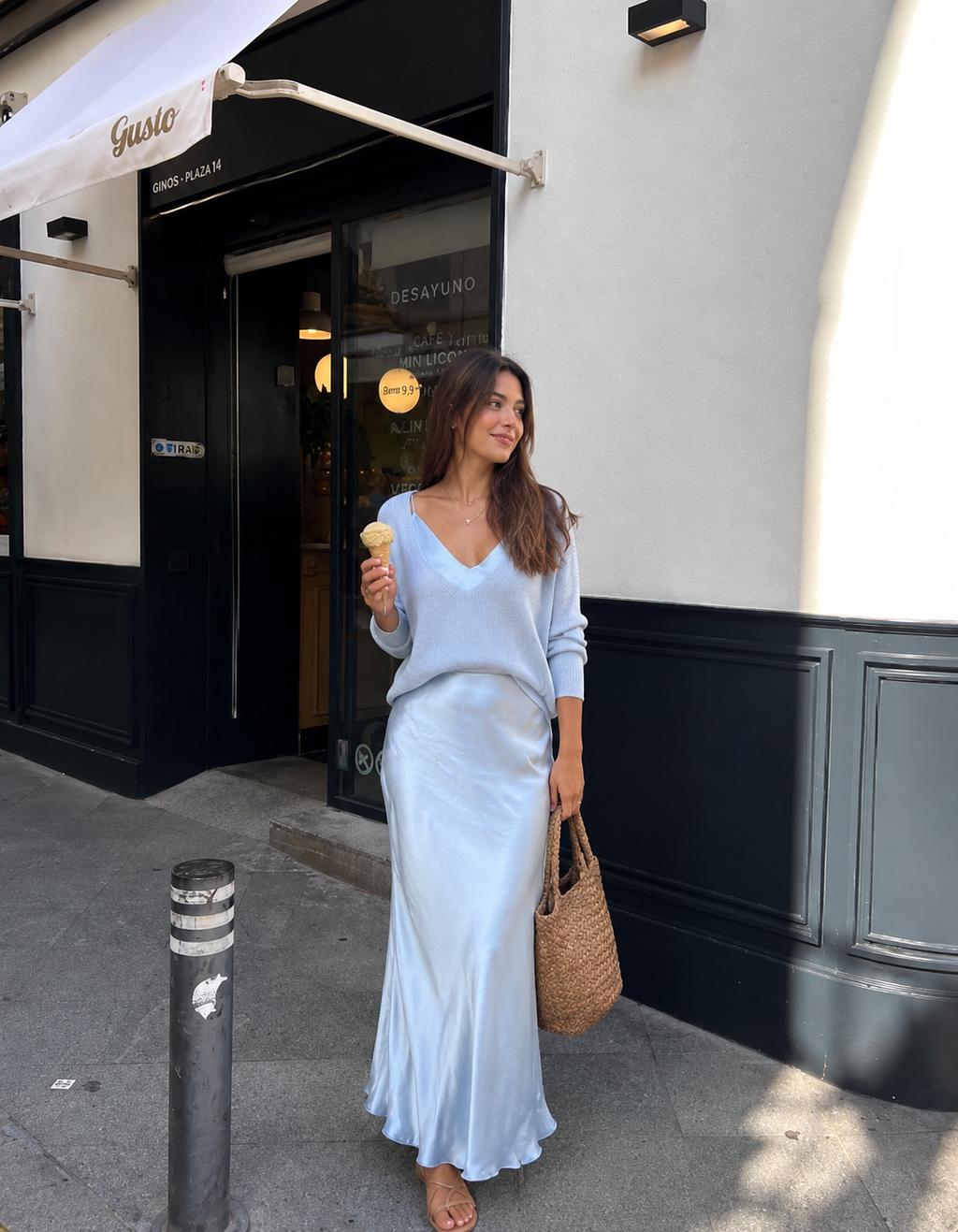 Aida | Vestido de satin con suéter incluido