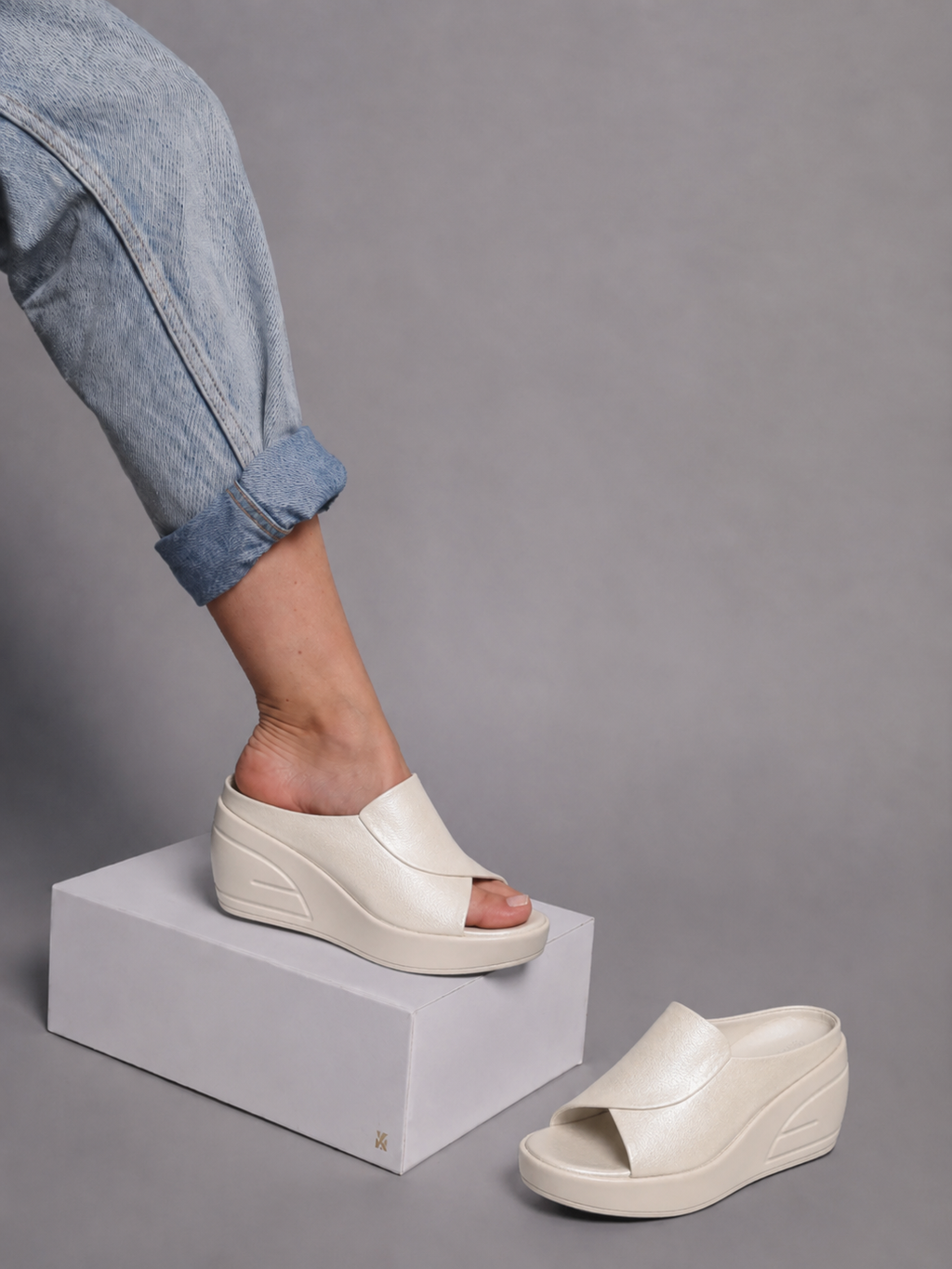 Carla | Sandalias ortopédicas de cuña sin cordones